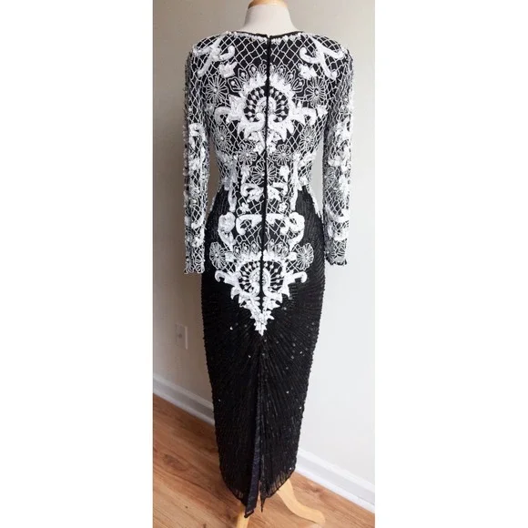 Vintage Sweelo Sequin & Pearl Embellished Gown, Women's size 4-6 - Picture 4 of 6
